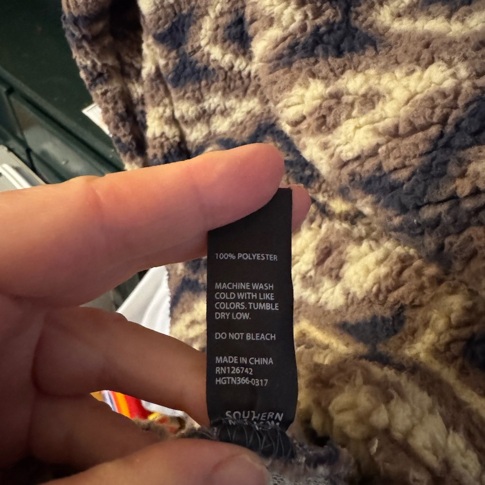 Southern Marsh Pullover - image 6